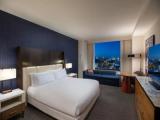 Double room with city view