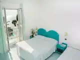 Standard Triple room with garden view