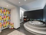 Jacuzzi Suite
