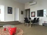 3 Bedrooms Apartment