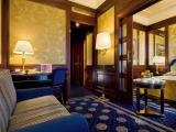 Suite with balcony and with lake view