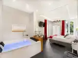 Standard Double room with city view