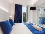 Comfort room with partial sea view