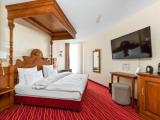 Double Club room