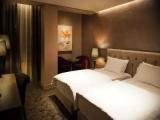 Connecting room