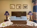 Standard Pyramids View Double room with balcony
