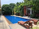 Deluxe room with pool view