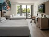 Quadruple room with balcony and with pool view