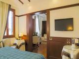 Double Junior Suite with bay view