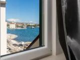Deluxe Double room with balcony and seafront