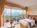 Standard Triple room with mountain view