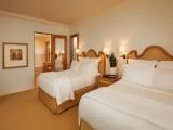4 Bedrooms Villa