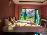 Standard Twin room with garden view