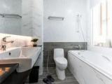 Deluxe Double room with city view