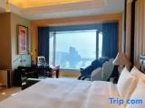 Standard Double room with lake view