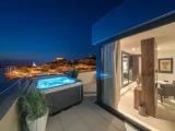 Premium Suite