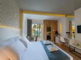 Standard Double room with balcony and with partial sea view