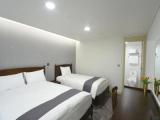 Deluxe Double room with partial ocean view