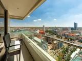 1 Bedroom Deluxe Double Suite with balcony and with city view