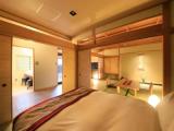 Tatami Area with Half Open-Air Bath Double room