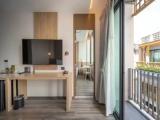 Deluxe room with balcony and with pool view