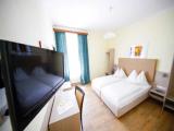 Economy Double room with street view