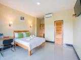 Superior Double room with balcony and with garden view