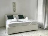 2 Bedrooms with terrace - Outbuilding Apartment