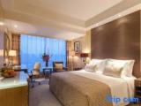 Deluxe Double room with city view