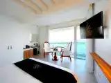 Deluxe Double room with balcony and seafront