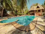 Standard room with pool view