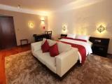 Grand room