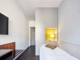 Single room River