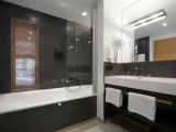 Superior Suite with lake view
