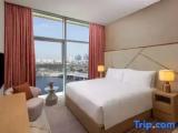 3 Bedrooms Apartment with creek view