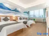 Luxury Twin room with city view