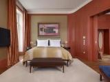 Suite with view