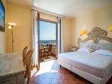 Superior Double room with balcony and with harbour view