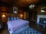 Premier room