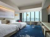 Deluxe Quadruple room with city view