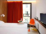 Standard Family Suite with city view