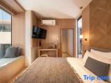 4 Bedrooms Villa