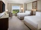 Deluxe Quadruple room with golf view