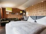 Suite with balcony