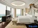 Presidential Double Suite with view