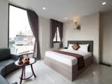 Suite with city view