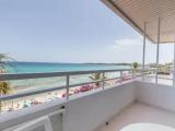 Standard Triple room with sea view