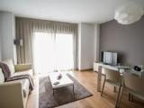 2 Bedrooms Triple Apartment