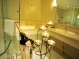 Deluxe Single Suite