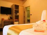 Deluxe room with pool view